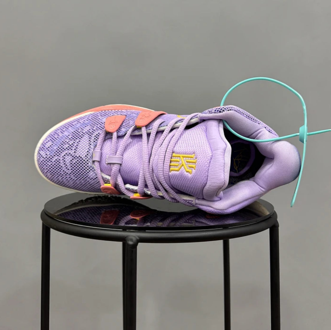 Nike Kyrie 7 Daughter