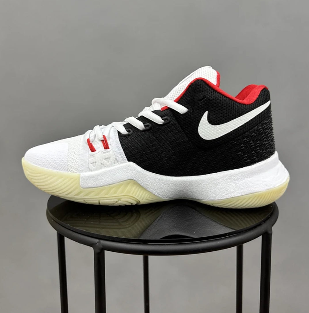 Nike Kyrie 3 Black White