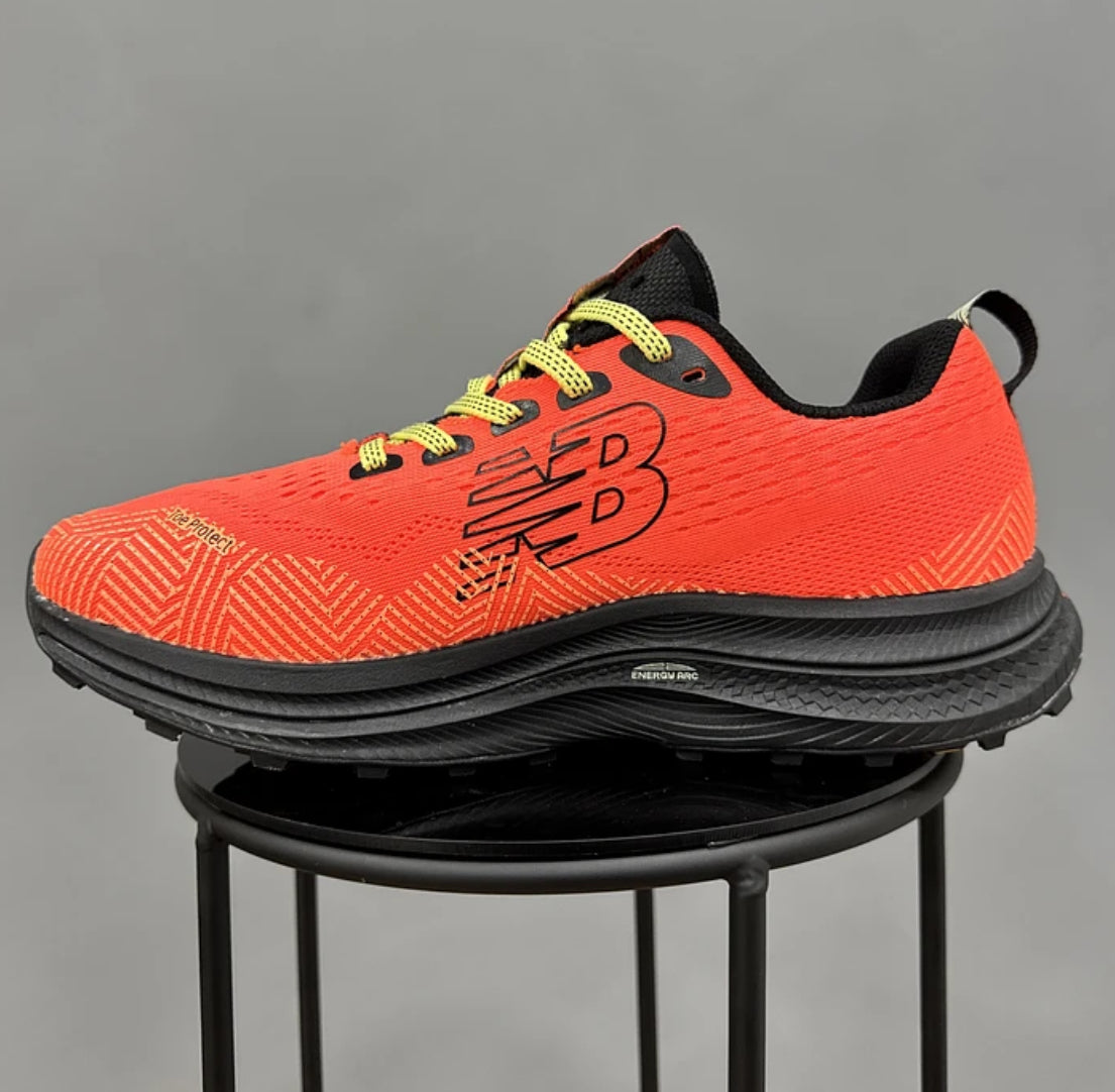 New Balance FuelCell Trail Naranja