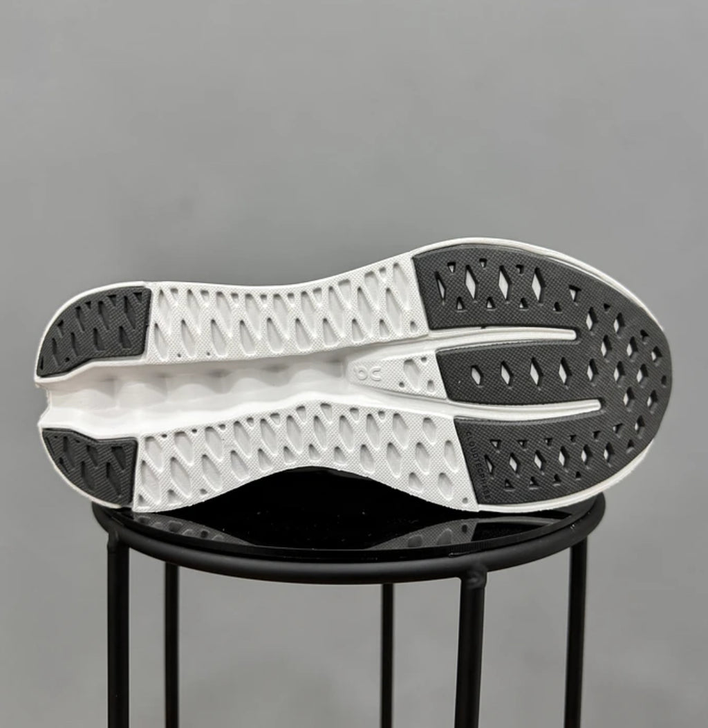 On Cloudsurfer White