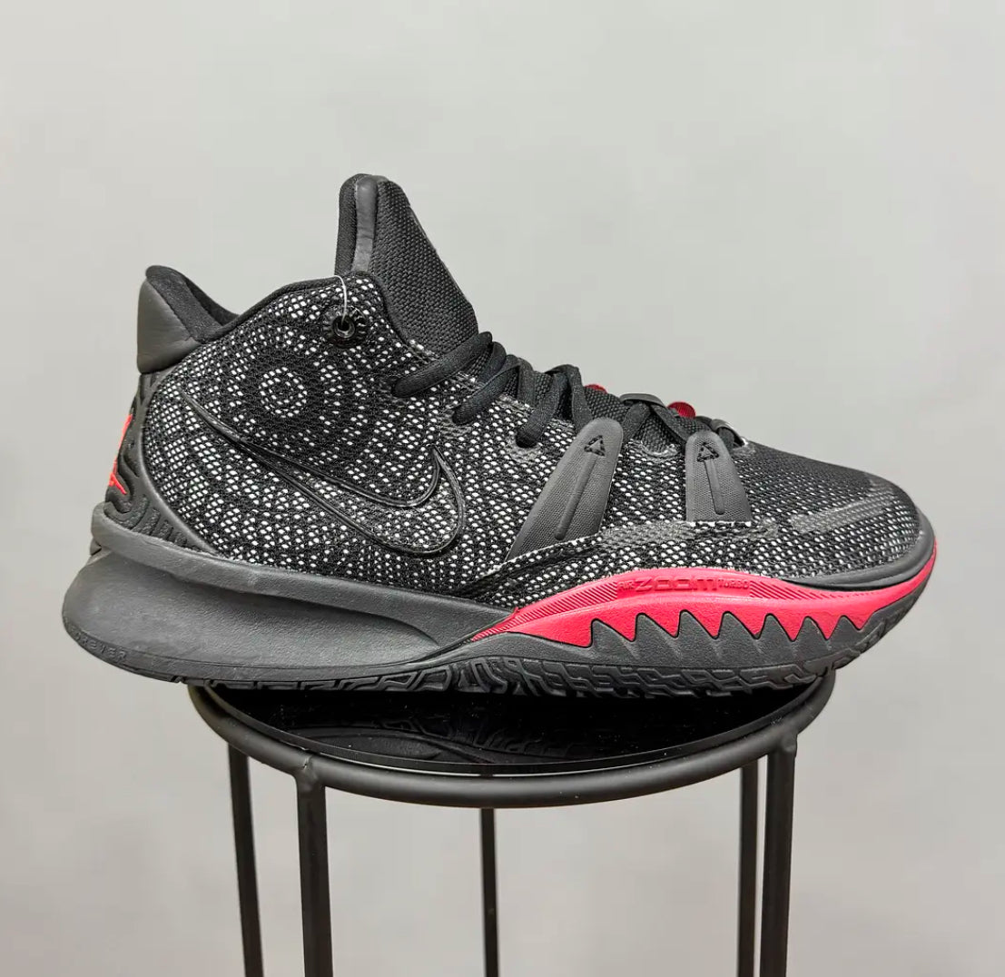 Nike Kyrie 7 Bred