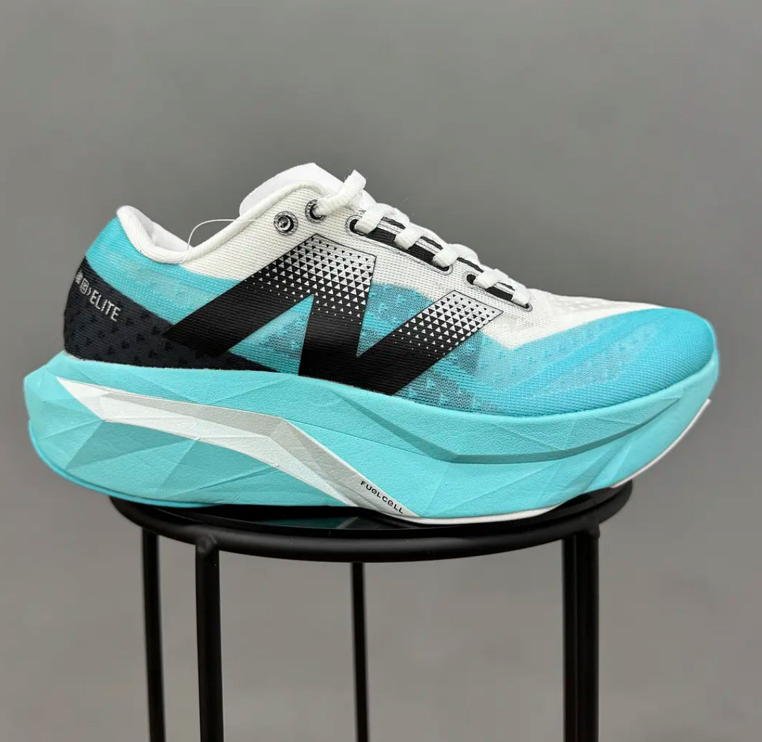New Balance Elite V4 Cyber Jade
