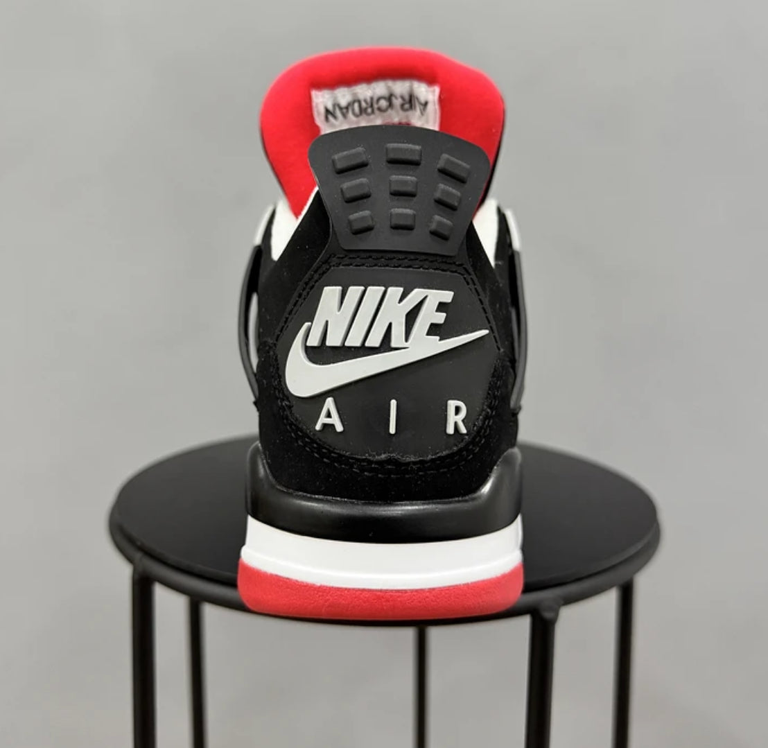 Jordan Retro 4 Bred