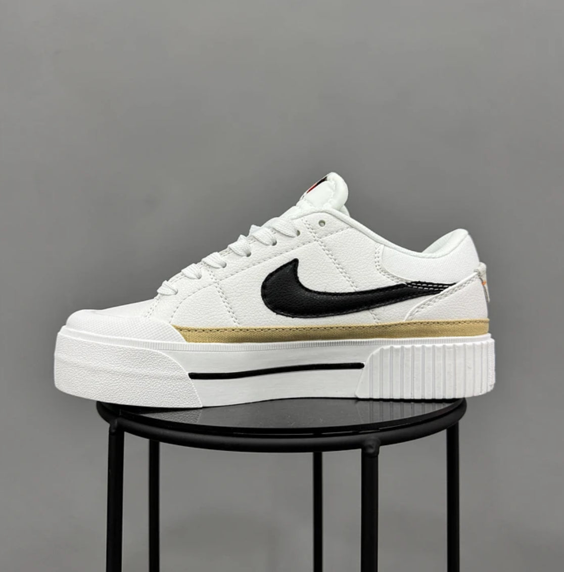 Nike Court Legacy White