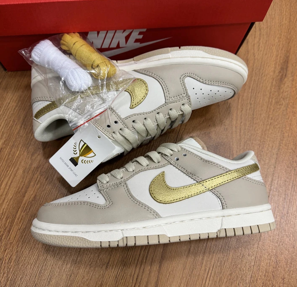 Nike Sb Dunk Gold Swoosh