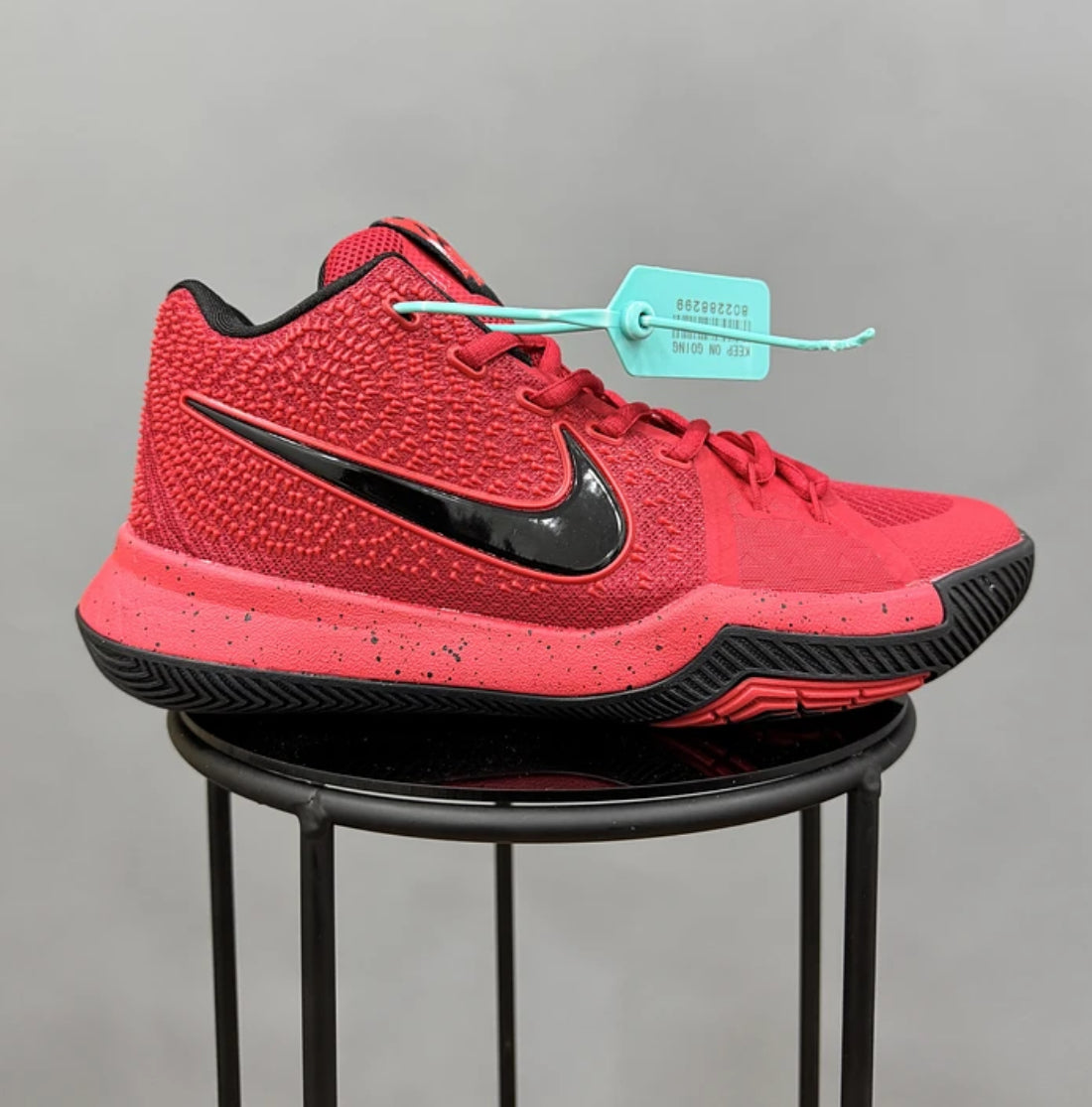 Nike Kyrie 3 Red