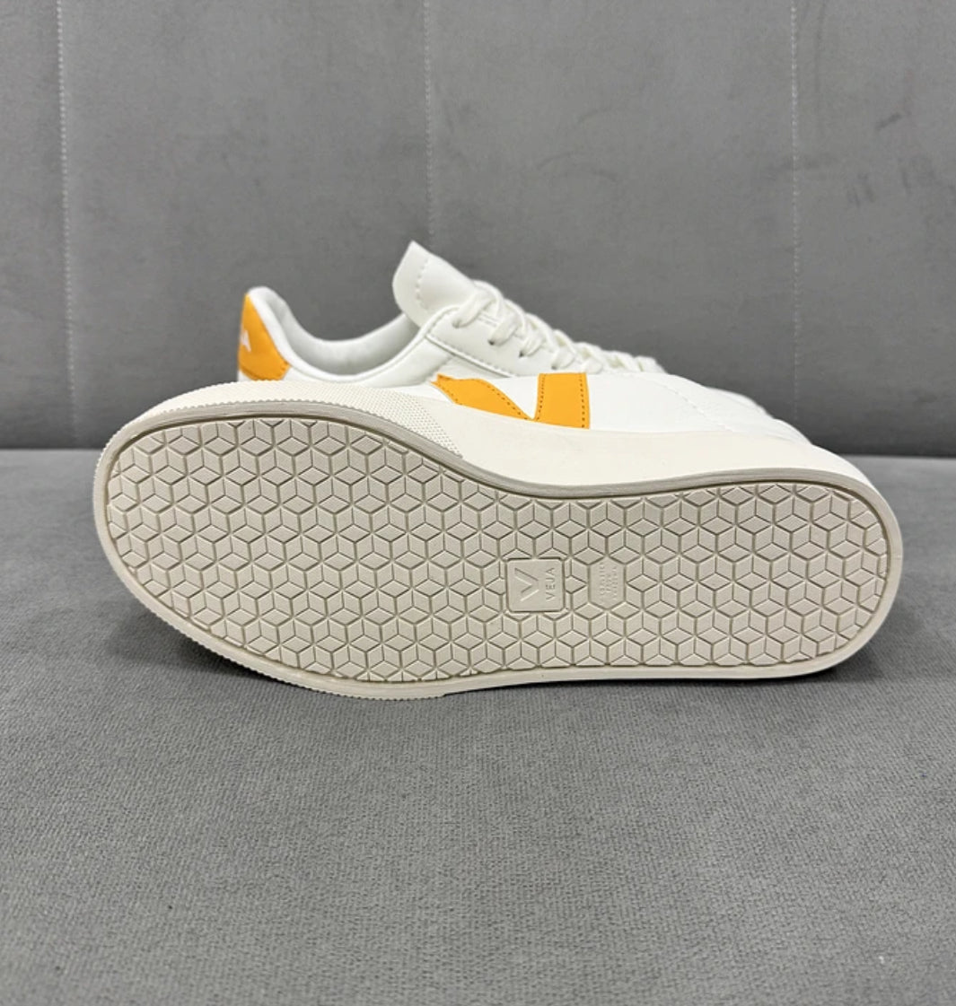 Veja Campo Beige Yellow