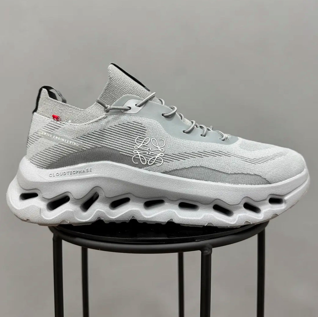 On Cloudtilt Loewe Gris