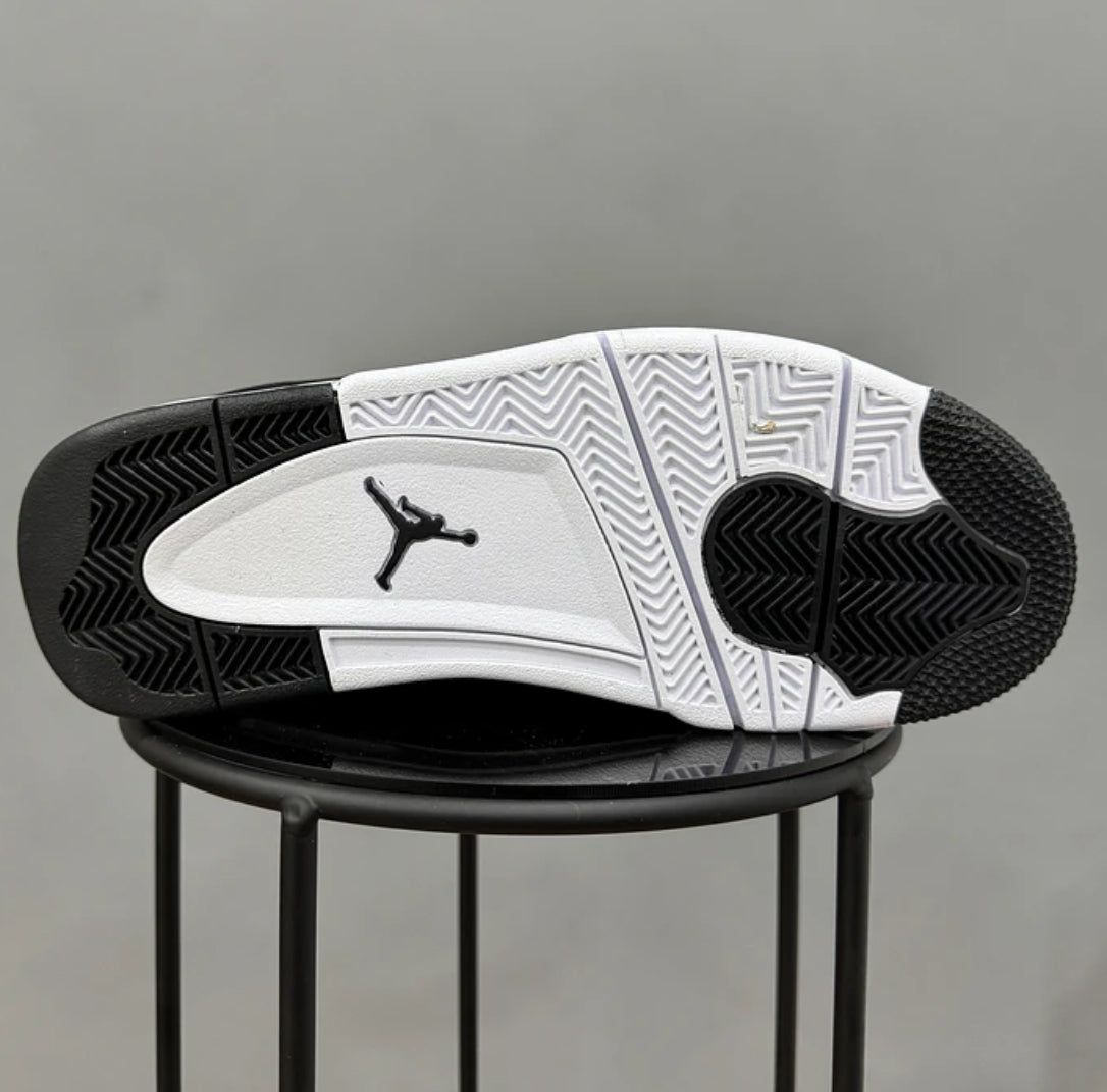Jordan Retro 4 Royalty